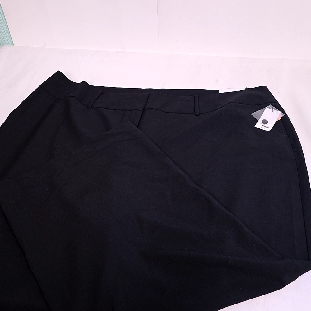 NWT Lane Bryant Dress Pants Women 28R Black Straight Leg Stretch Business Office